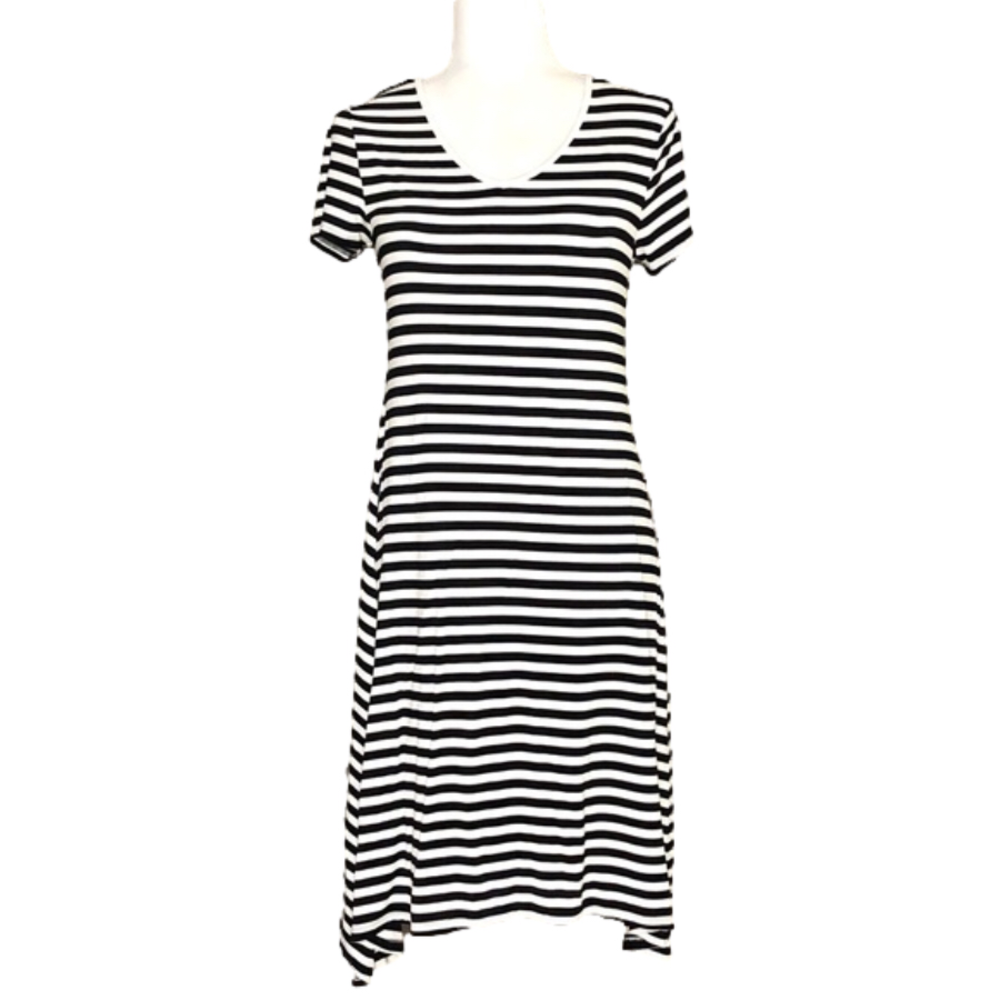 Black and white striped dress - Picture 2 of 5